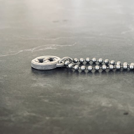 gucci interlocking G silver necklace