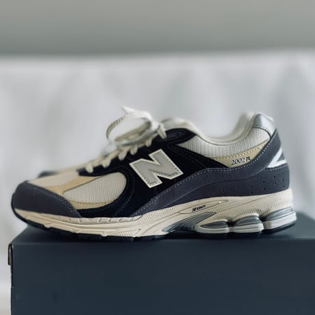 新品 new balance 2002R uk8.5