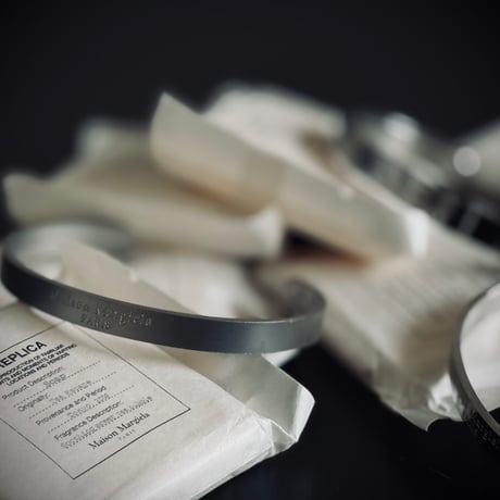 【special price】maison margiela sliver logo bracelet + soap