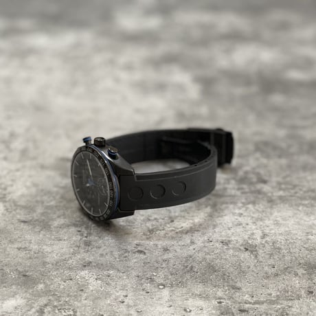 新品 tissot carbon chronograph