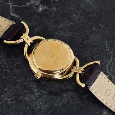 gucci vintage dress watch