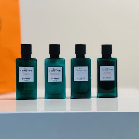 新品 hermes "Eau dorange verte" 4set