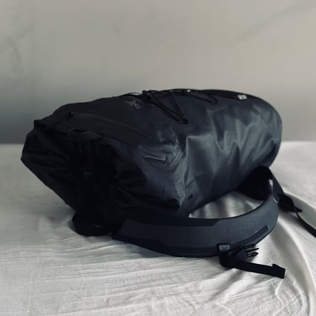 新品 arcteryx 2023 alpha sl 30 backpack black
