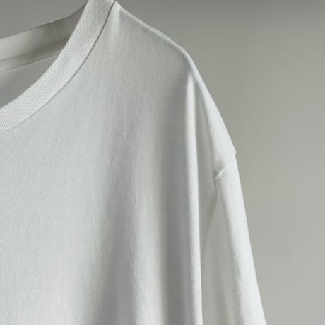 saint laurent rogo tops L