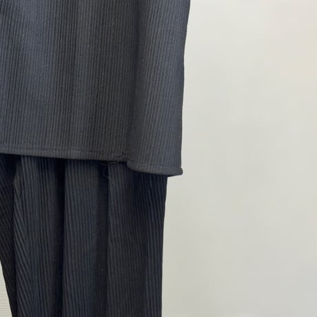 factory sample pleats oversize set up black