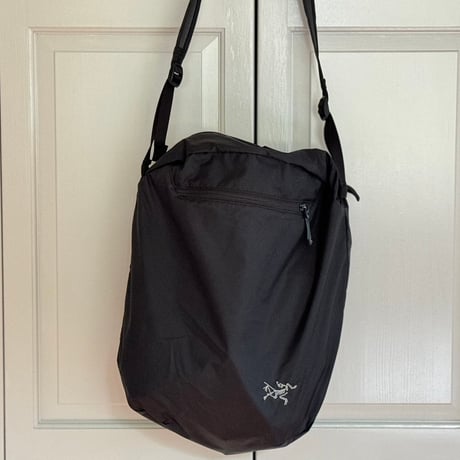 arcteryx shoulder bag