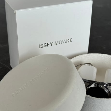 issey miyake watch "O"