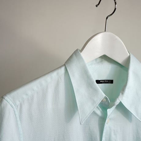 未使用 miumiu light green shirt