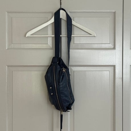 balenciaga leather shoulder bag