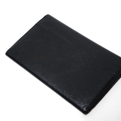 prada wallet