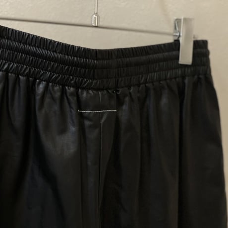新品 mm6 maison margiela 2021ss fake leather eazy pants S