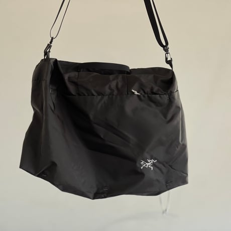 arc'teryx shoulder bag