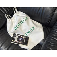 bottega veneta logo pouch