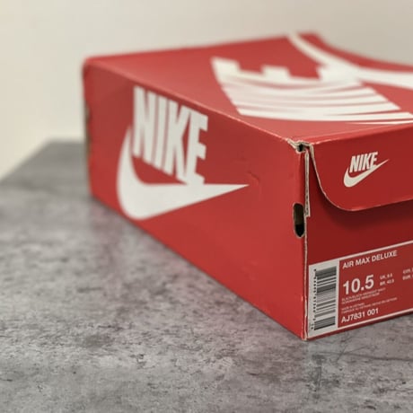 新品  nike air max deluxe