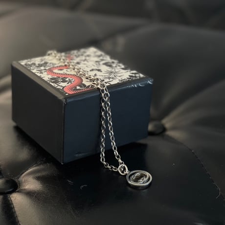 gucci interlocking G silver necklace