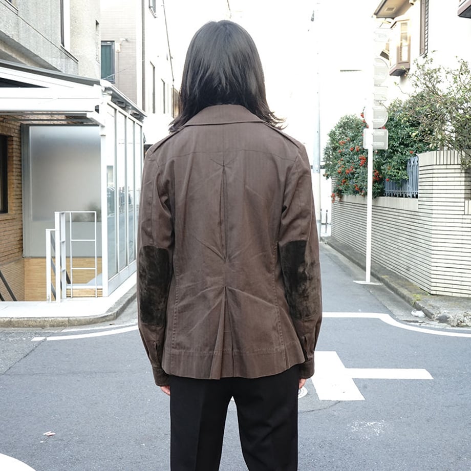 5db10ddfbc45ac178fdd847a