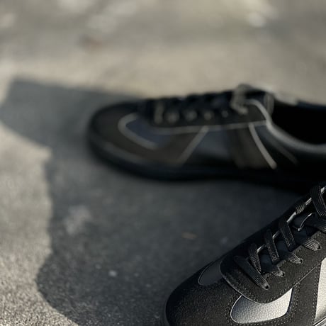 新品 german trainer factory sample black 26-27cm