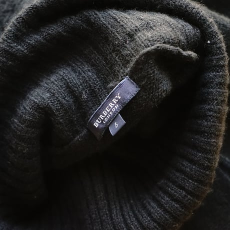 BURBERRY London cashmere wool turtleneck