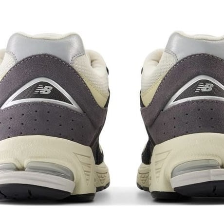 新品 new balance 2002R uk8