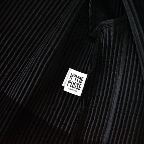 HOMME PLISSÉ ISSEY MIYAKE coat