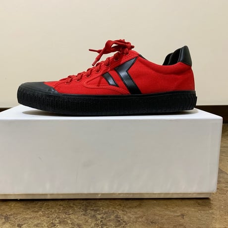 新品 celine triomphe sneakers 41