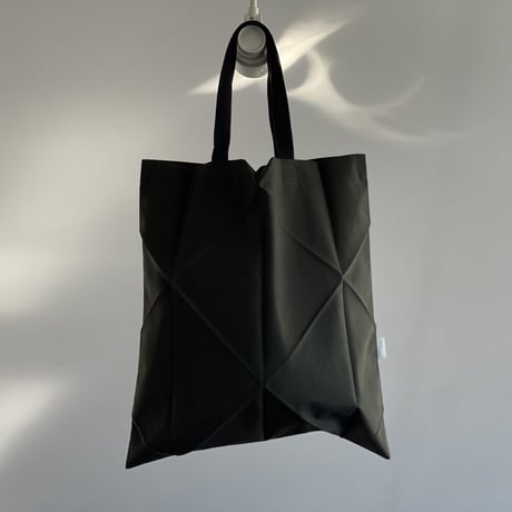 新品 issey miyake me pleats bag
