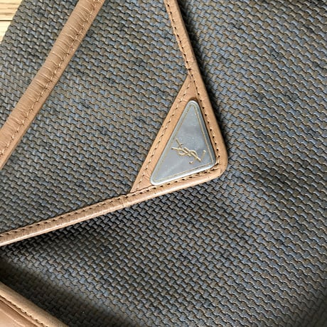 saint laurent shoulderbag