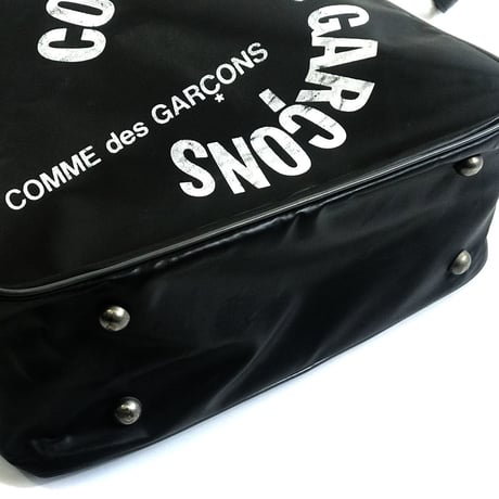 comme des garçons shoulder bag