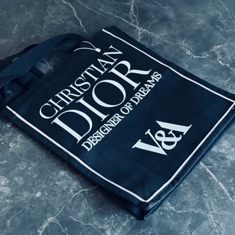 dior "victoria museum exclusive" bag black