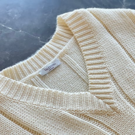 valentino over size logo knit