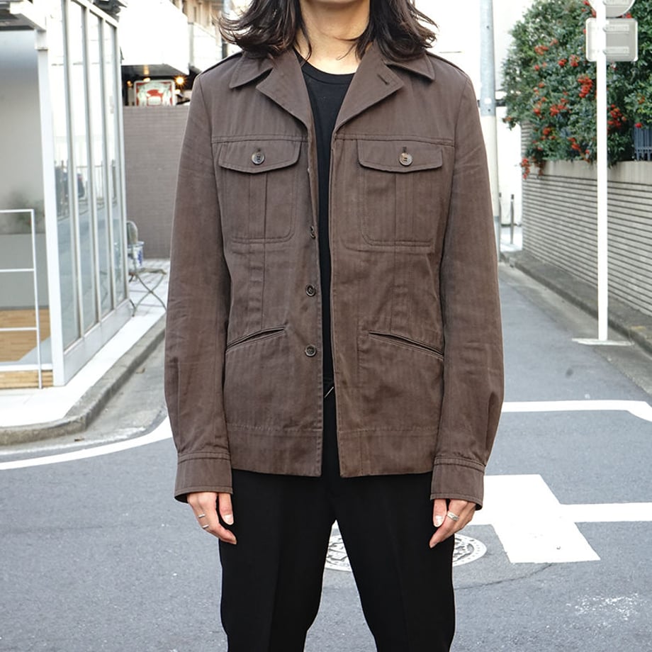 5db10ddfbc45ac178fdd847a