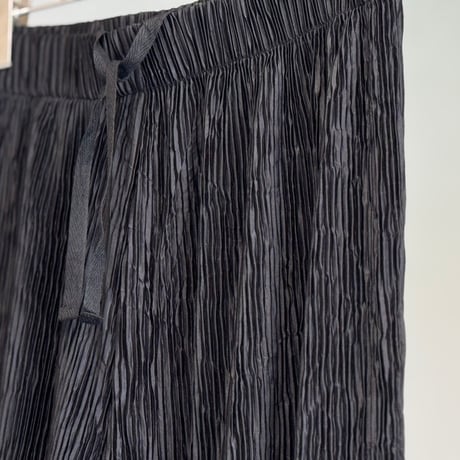 factory sample pleats wide half pants black