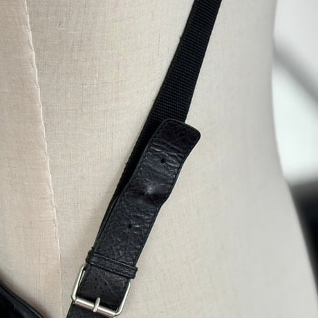 balenciaga leather shoulder bag