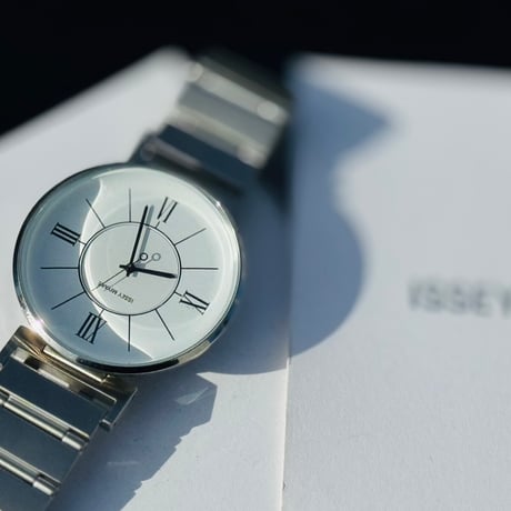 isseymiyake dress watch "U"