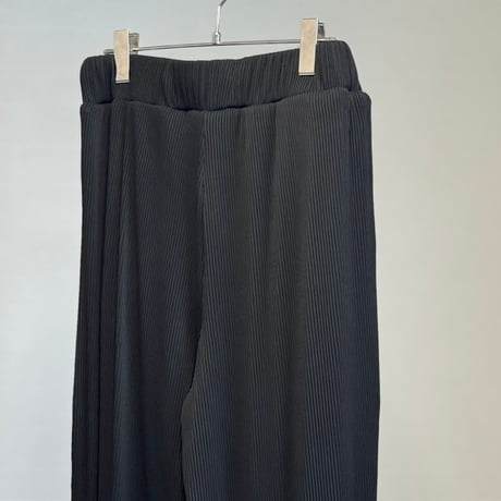 【最終価格】factory sample pleats oversize set up black