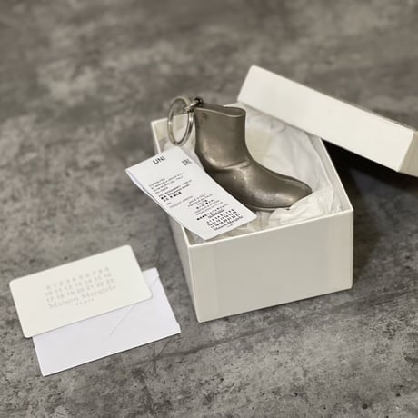 新品 maison margiela 2020ss "足袋" key ring