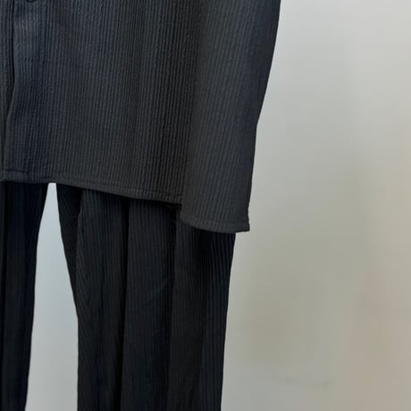 factory sample pleats oversize set up black