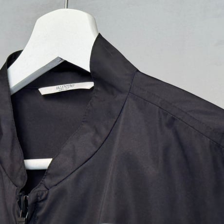 valentino by "pierpaolo piccioli" logo ma-1 jacket 44