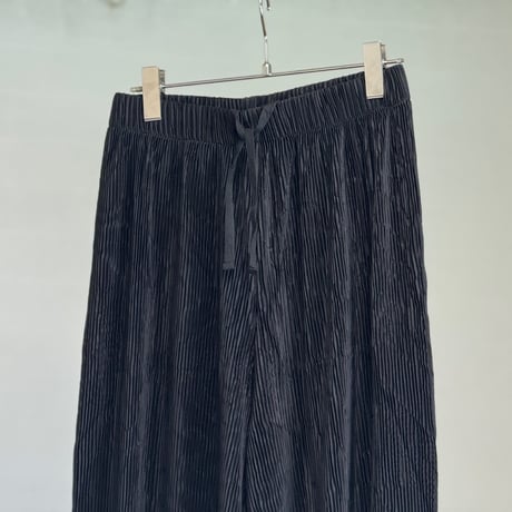 factory sample pleats wide half pants black