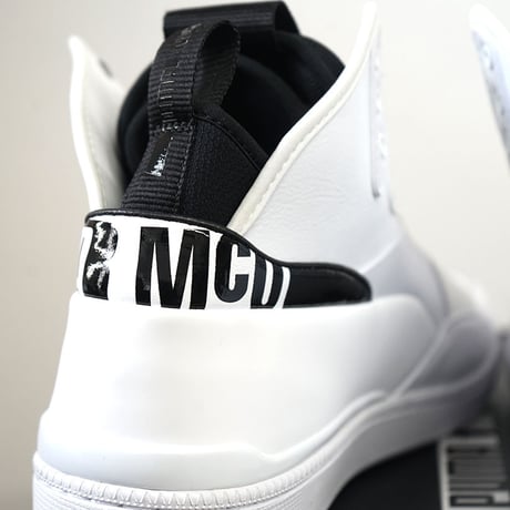 新品 MCQ ALEXANDER McQUEEN PUMA  white