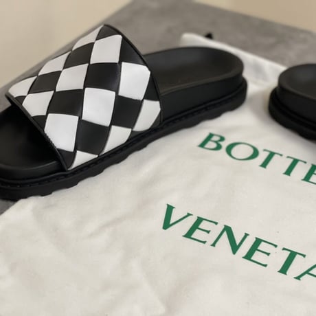 新品 bottega veneta 2021ss Intrecciato  leather sandals