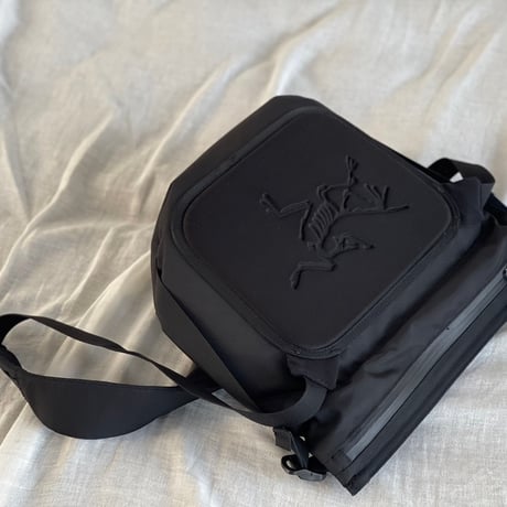 arcteryx shoulder bag