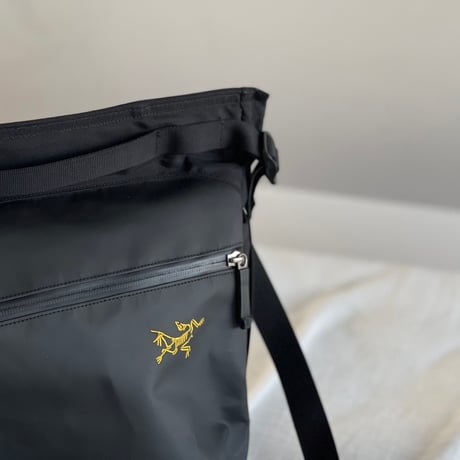 arcteryx shoulder bag