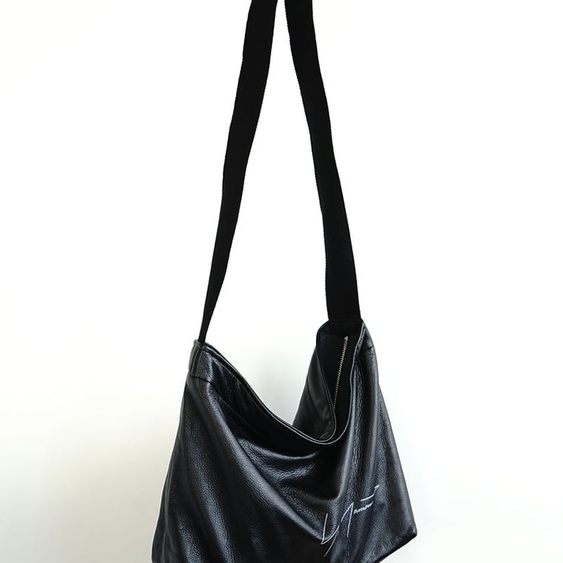 未使用 yohji yamamoto signature leather bag | requ
