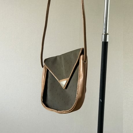 saint laurent shoulderbag