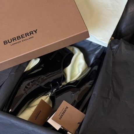 新品 burberry patent leather dress shoes 43