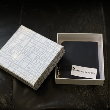 新品 comme des garcons leather wallet black