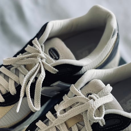 新品 new balance 2002R uk8.5