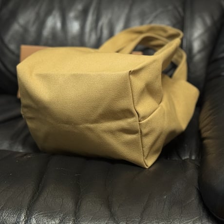 新品 prada tote bag