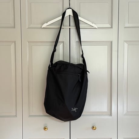 arcteryx shoulder bag